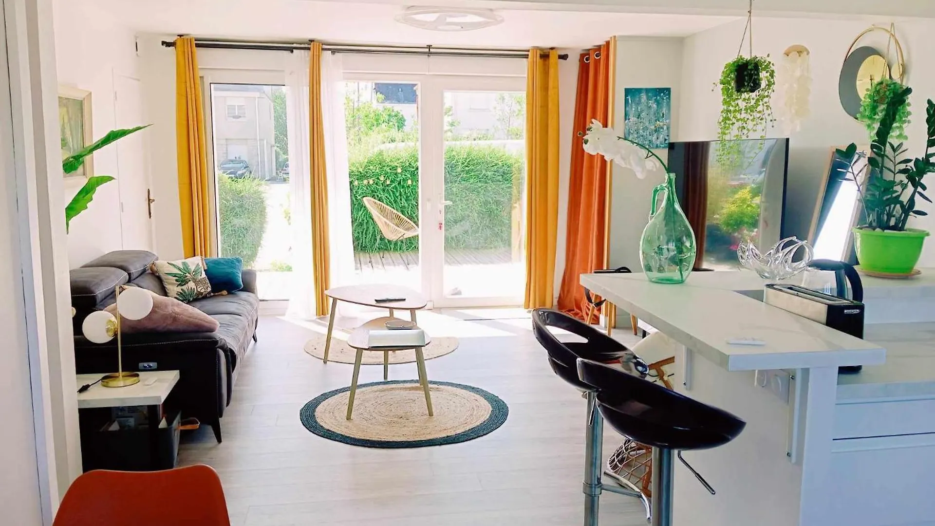 Superbe T3 Terrasse Et Jardin Centre Bourg Apartman Caudan